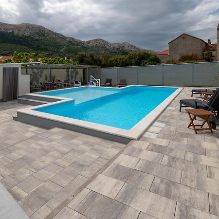 Апартаменты Relax House Rosemary Draga Bascanska Экстерьер фото